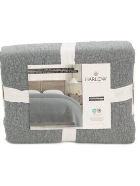 HARLOW Textured Embroidered Layering Quilt